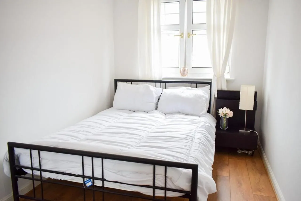 City Centre 2 Bedroom Apartment Edinburgh United Kingdom